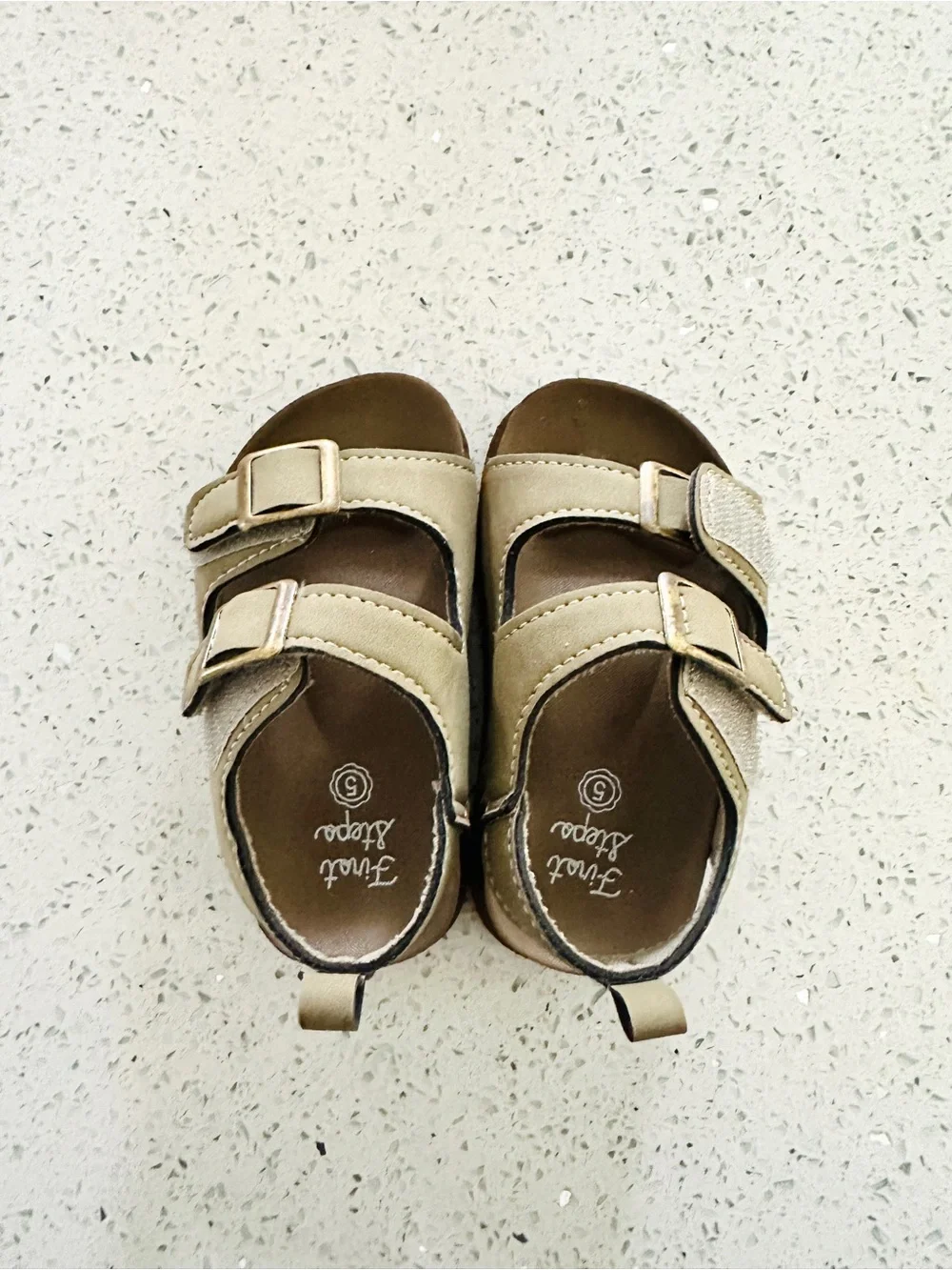 First Steps lightweight olive